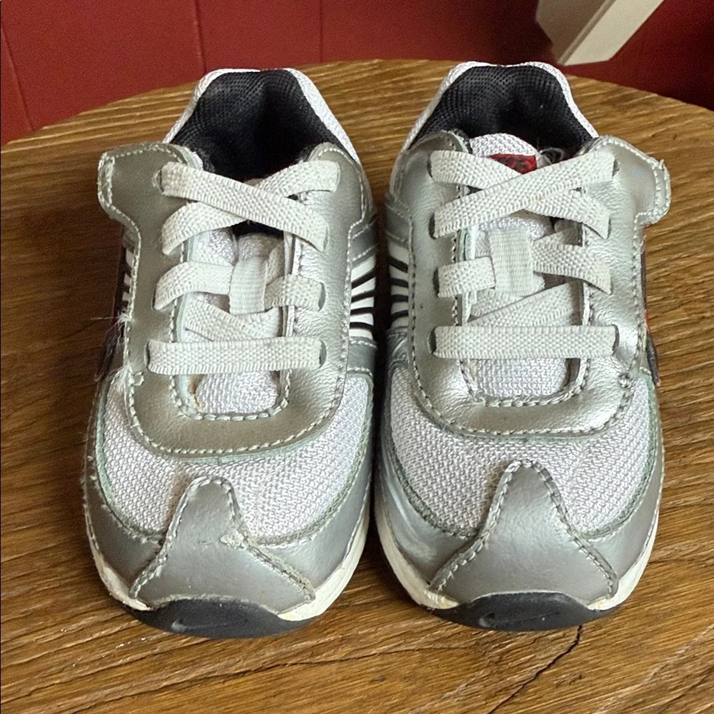 Nike Silver / Black and red Kids' Sneakers